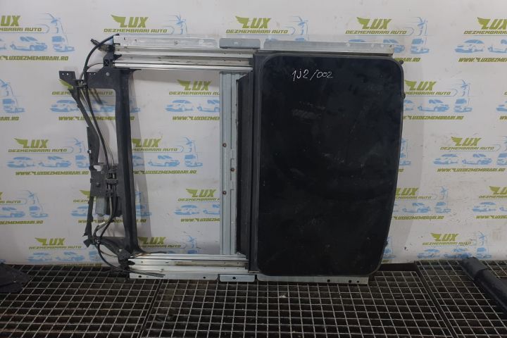 Trapa panoramica 30004353c Chrysler 300C 1  [din 2005 pana  2011] seria