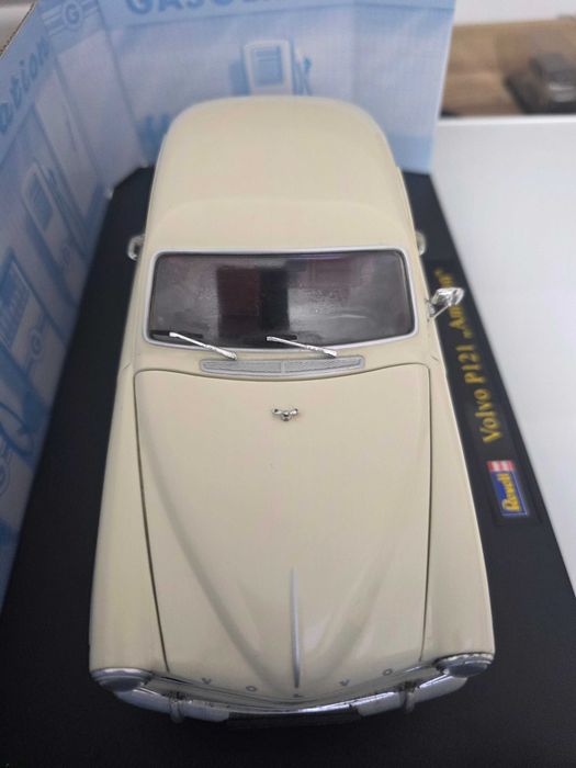 Macheta Auto 1/18 Revell Volvo P121 Amazon