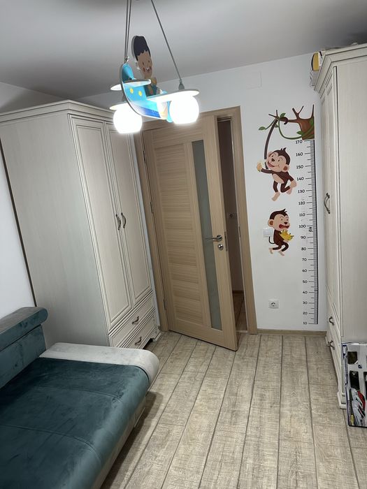 Inchiriez ap 3 camere