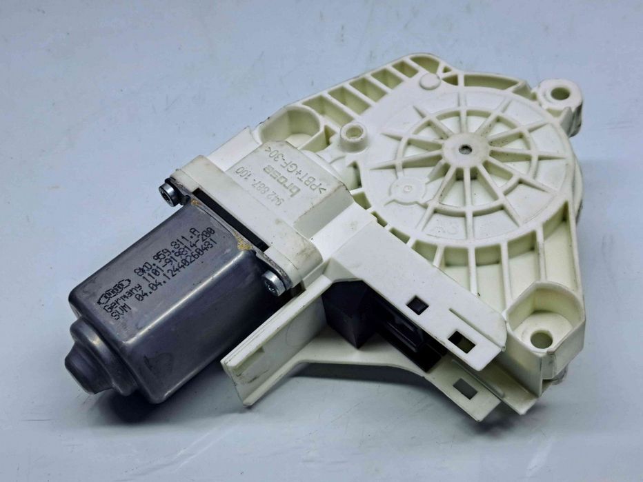 Motoras geam stanga spate Skoda Superb II (3T4) [Fabr 2008-2015] 8K095