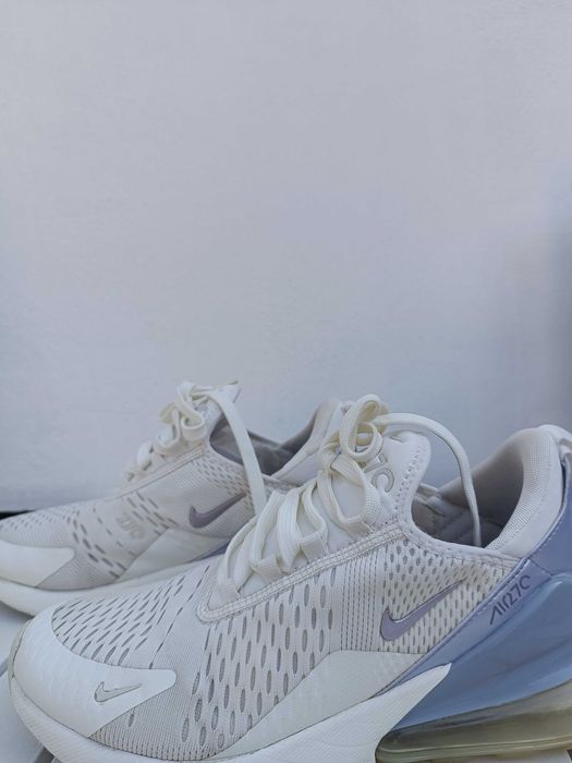 Оригинални маратонки Nike Air max 270