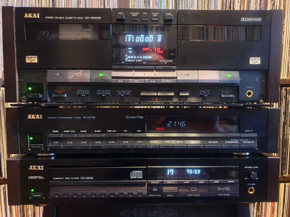 sistem Akai cu deck GX-M959W, tuner AT-M739, CD-player CD-M839