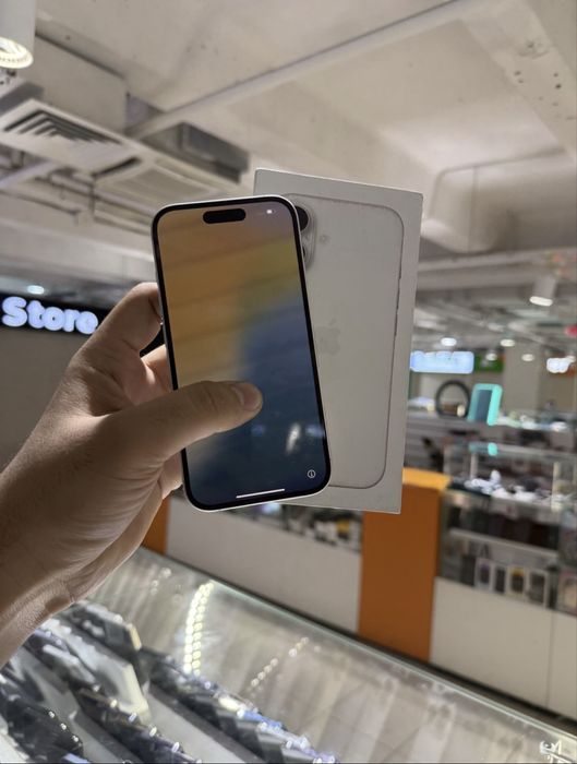 Iphone 16 white 128 gb 100% akb