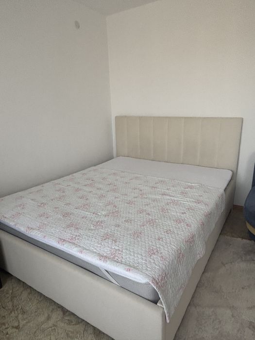 Продам кровать для спальни