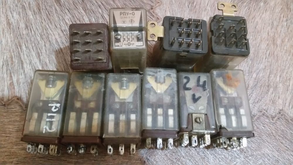 Реле промежуточное.