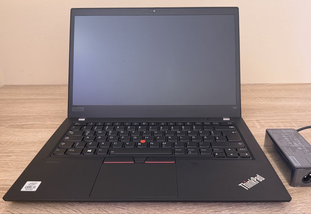 Lenovo Thinkpad T14 Gen1 CA NOU i5 10th 16GB ram 256GB ssd 14,2” FHD !
