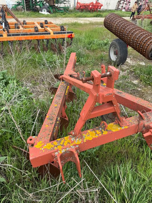 Навесен плуг с 4 тела