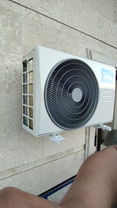 Установка кондиционера