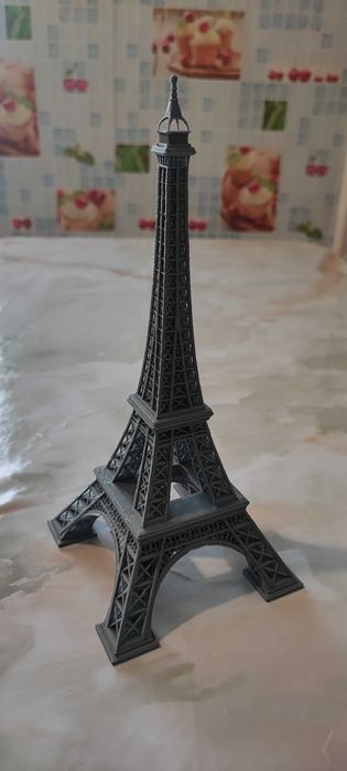 Статуэтка Эйфелева башня пластик
