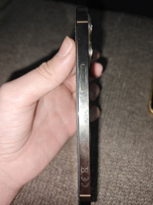 iPhone 13 pro 256 гб не идеал