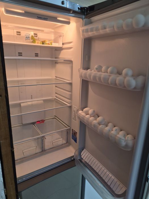 Холодильник Indesit