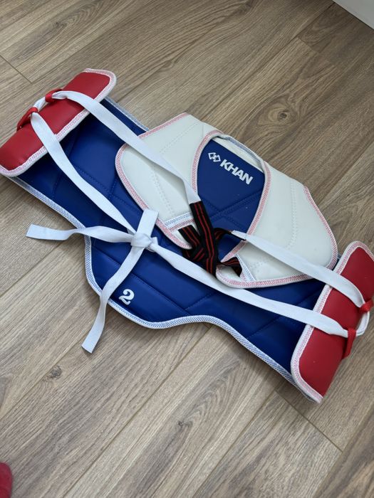 Продам набор защиты для тэквандо