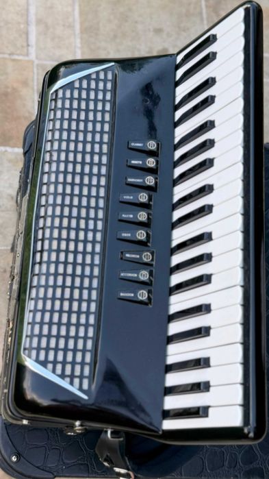 Acordeon italian Excelsior(Orlandoni) 120 basi  negru
