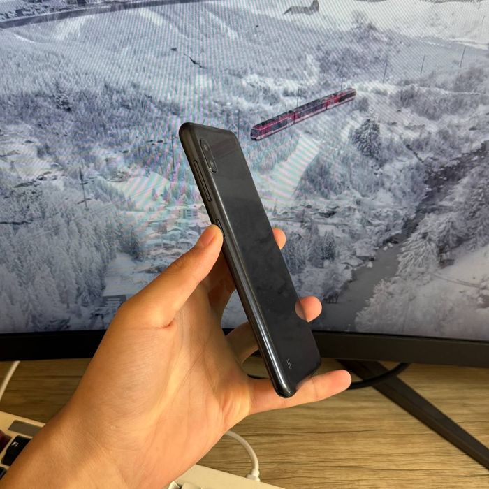 Samsung A10 dastavka bor