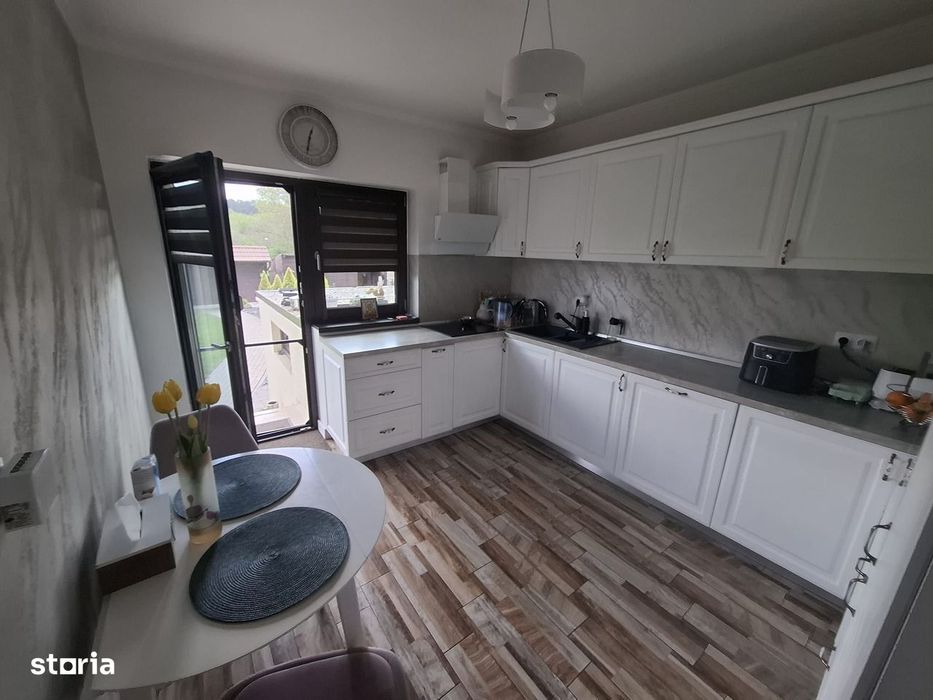 Casa individuala mobilata si utilata la 6 km de Sibiu - Poplaca,
