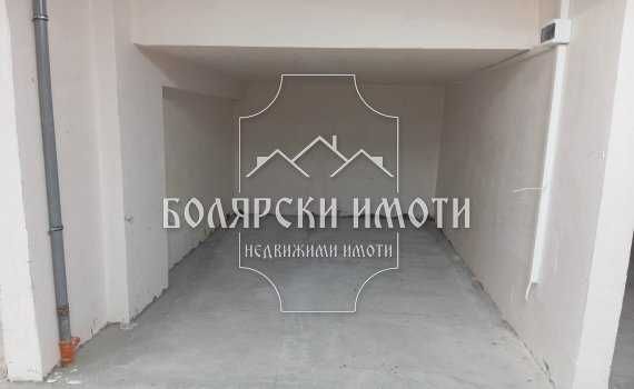 Продава се Гараж / Паркомясто в Велико Търново, Център - 16 кв.м за 1438 €/кв.м - Снимка #2