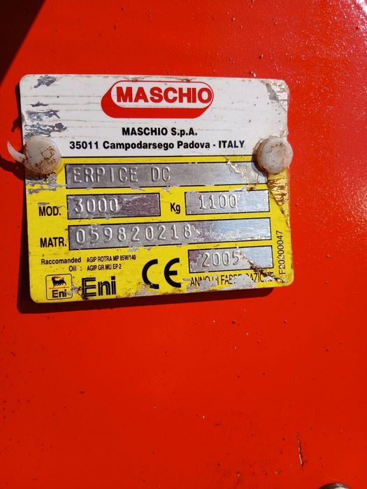 Freza grapa rotativa de  pamant Maschio DC 3000