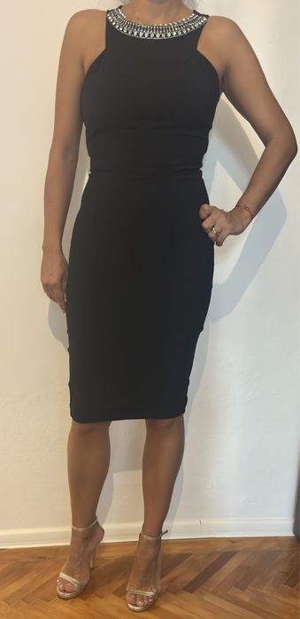 Rochie neagra Zara