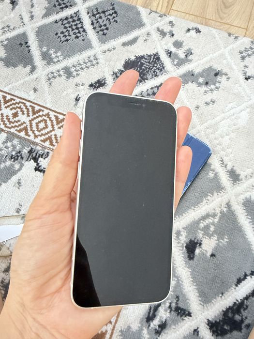 Продам iphone 12 mini