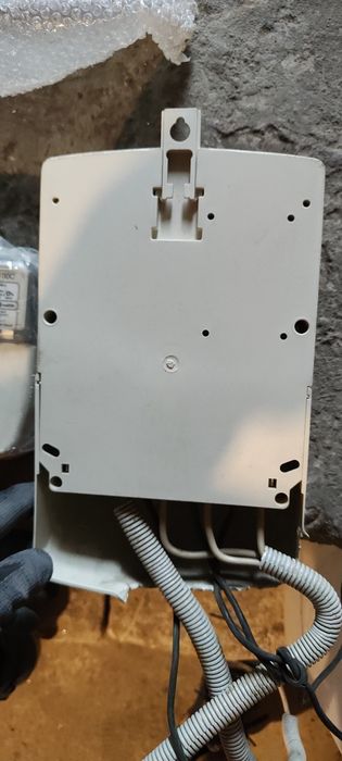 Contor trifazic electric 380v