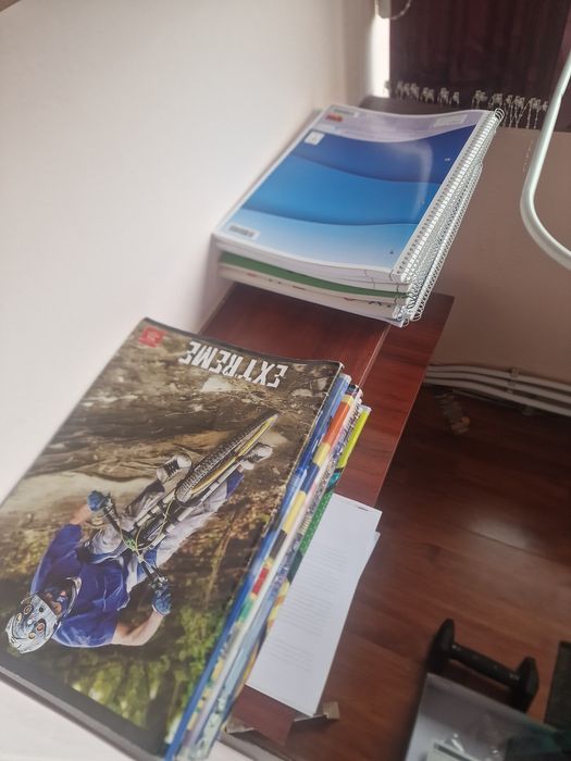 20 caiete studentesti