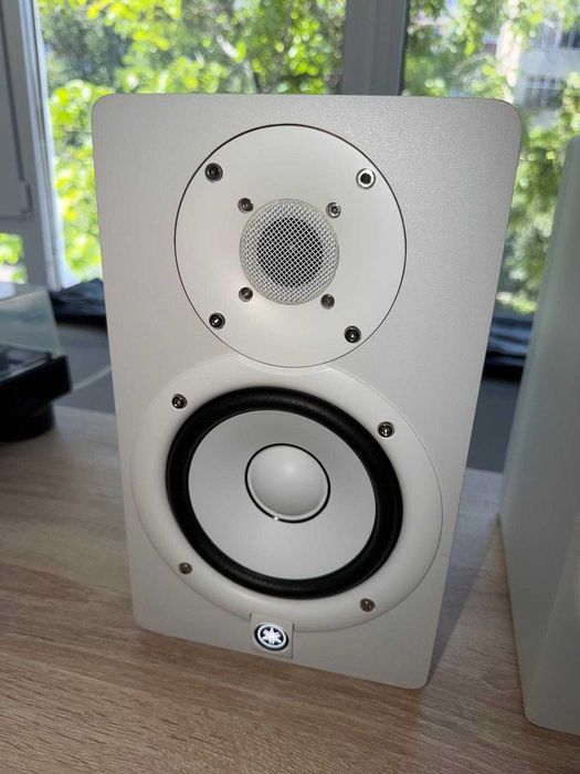 Pereche Monitoare de Studio Active Yamaha HS5 White – Impecabile