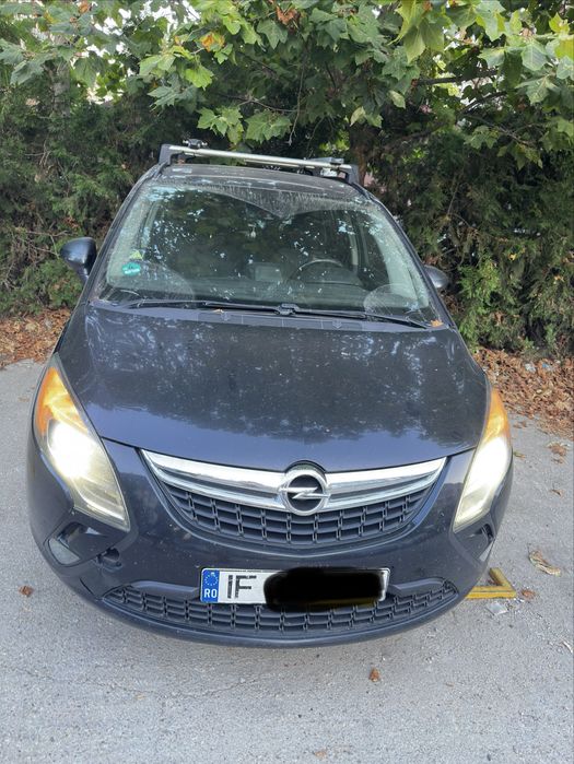 Opel zafira 2014