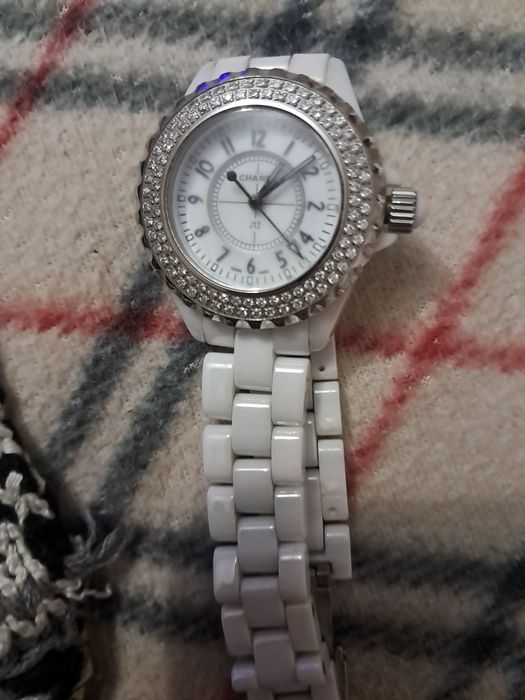 Часы Chanel женские