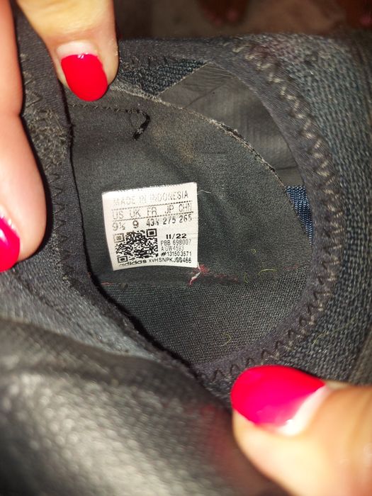 Футболни обувки Адидас