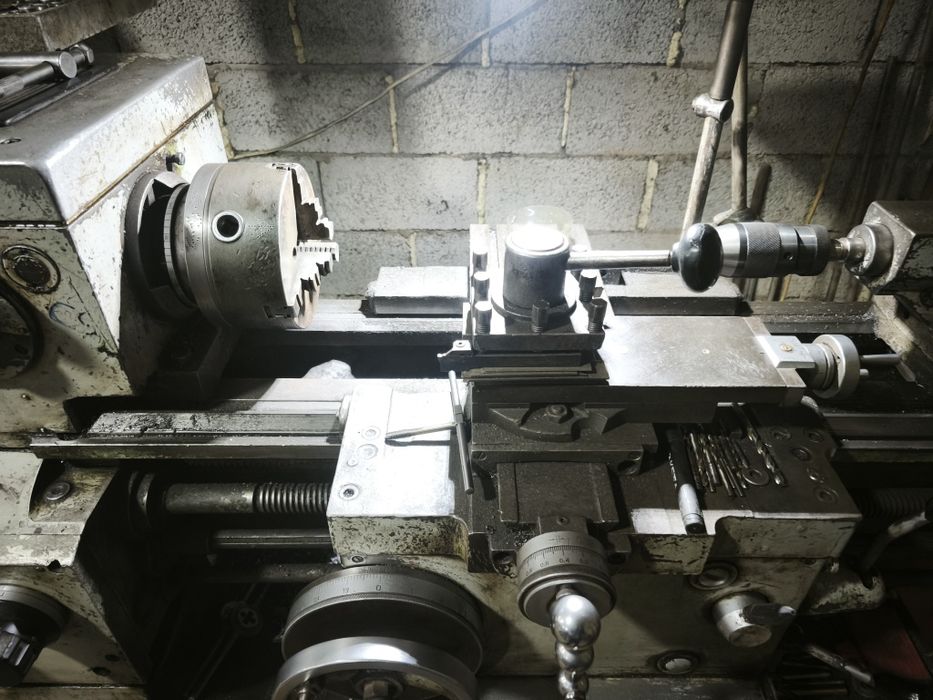 токарный станок ИЖ 1И611П