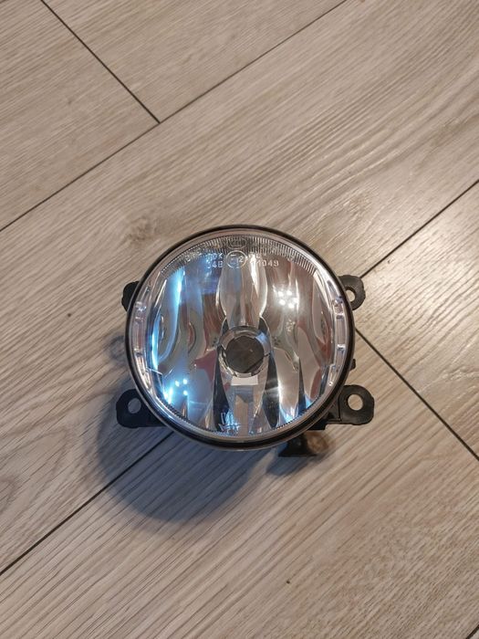 Vand Proiector Ceata Dreapta Valeo Dacia Sandero 2 2016-044847