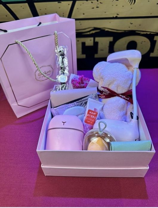 Подарочный бокс