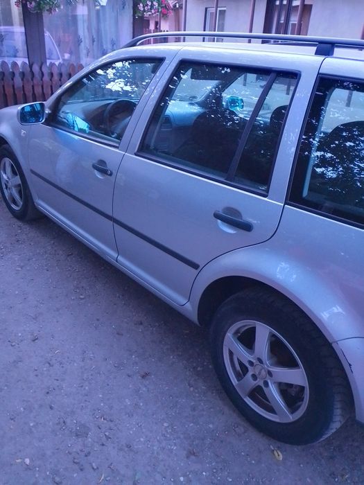 Dezmembrez golf 4 1.4/1.6 16v/ 1.6 SR cutie automata