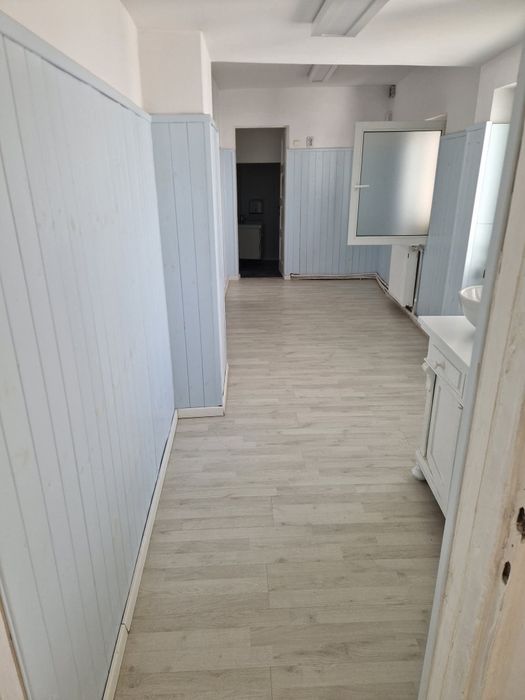 Închiriez casa spatiu comercial la intrarea in Piata Centrala Craiova