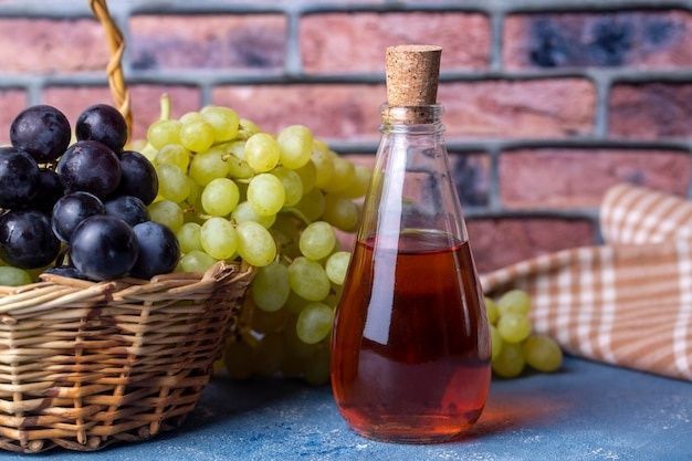 Uzum sirkasi, uksus vinograd