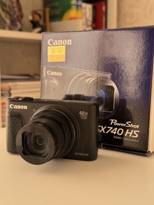 Canon PowerShot SX740 HS