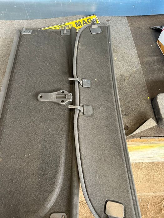 Щора за багажник Ауди AUDI Q3 ном36