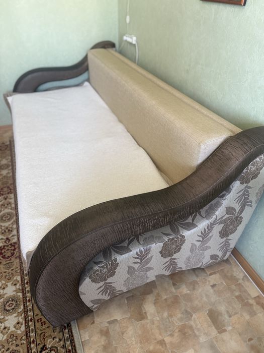 Продам диван б/у