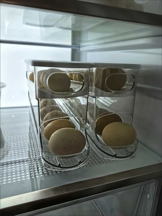 Контейнер для хранения яиц в холодильнике