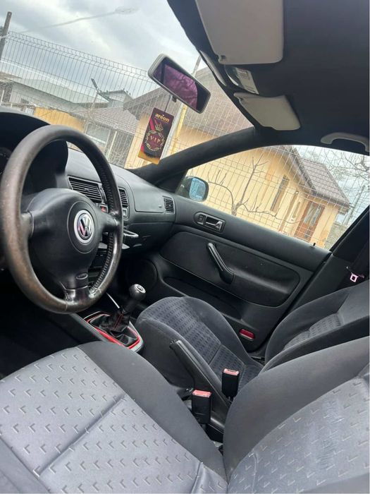 Vand golf 4 1.6 benzina