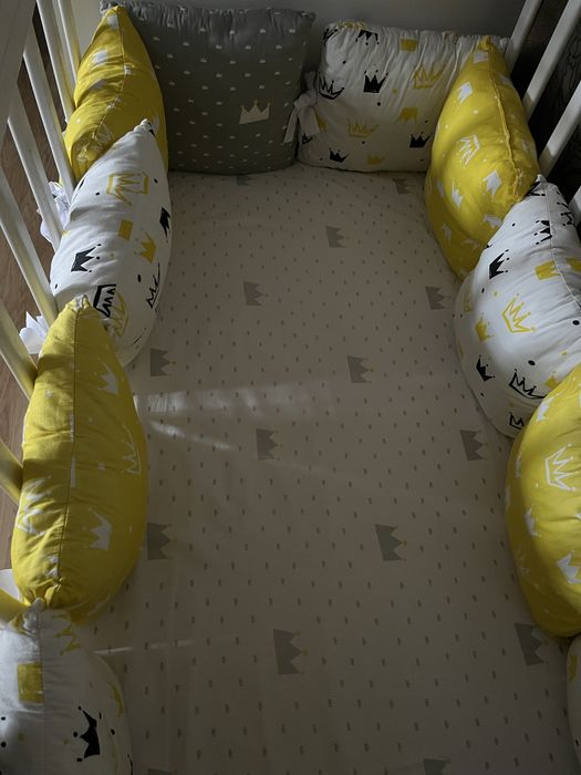 Продам бортики в кроватку