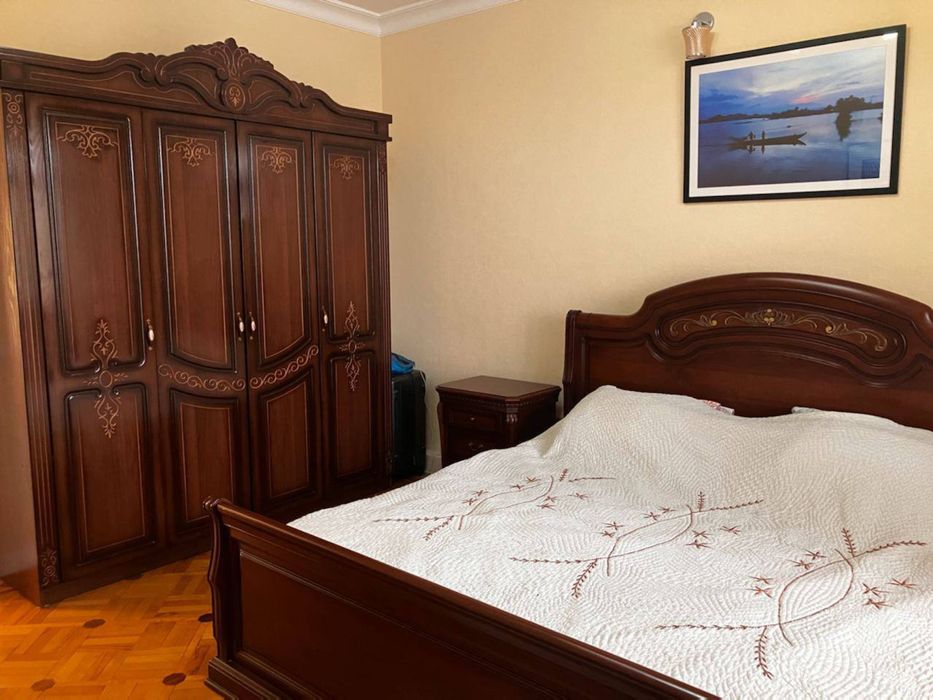 Дом Айзербарджанский центр 5-комнат 2-этажный со всеми удобствами