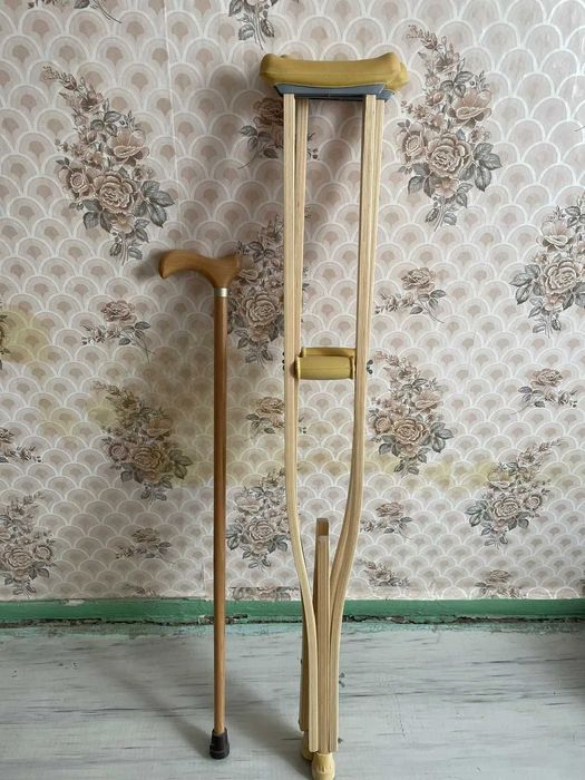 деревянные костыли