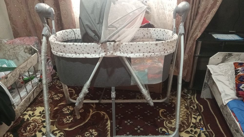 Bolalar kravati holati yaxshi