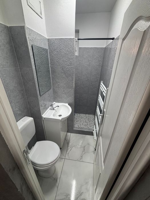 Inchiriez apartament cu 2 camere in Campia Turzii, str. Constructorilo