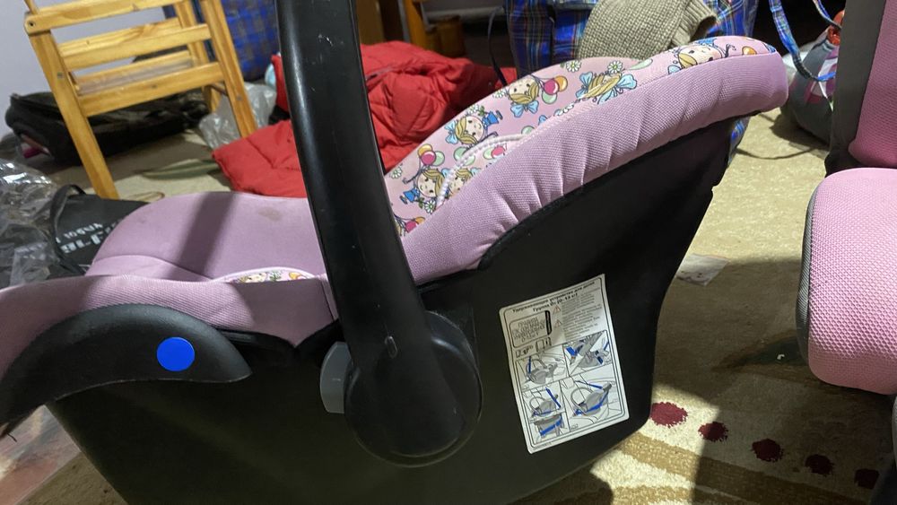 Автолюлька и автокресло