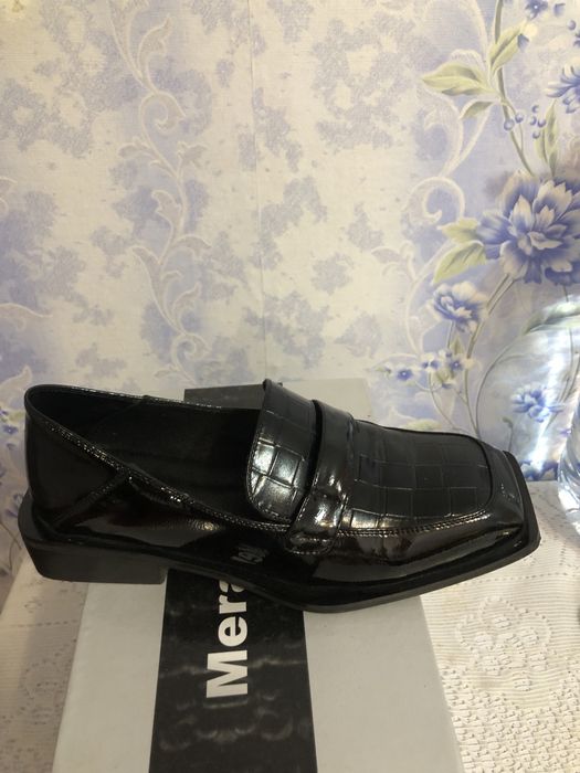 Лоферы ,черные ,лакированные