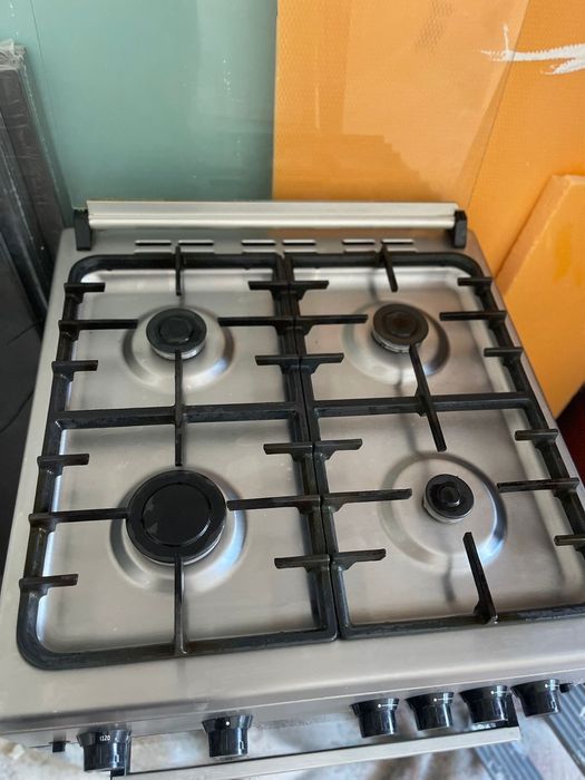 Aragaz Beko impecabil
