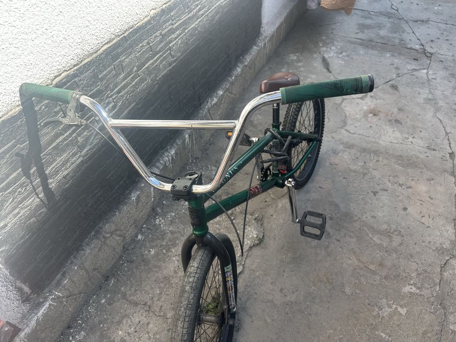 Продам трюковой велосипед BMX