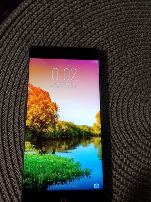 Продам телефон..